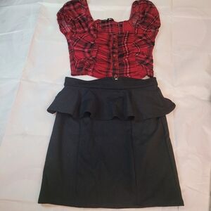 American Eagle Outfitters BBlack A-line skilack Peplum A-Line Skirt And Crop Top